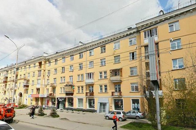 ГЖИ подключится к войне между «Мегафоном» и жильцами дома на Малышева, 1