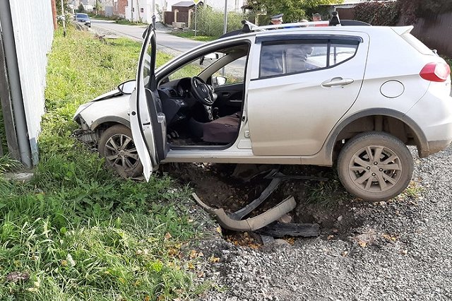 В Арамиле произошло ДТП с участием несовершеннолетней
