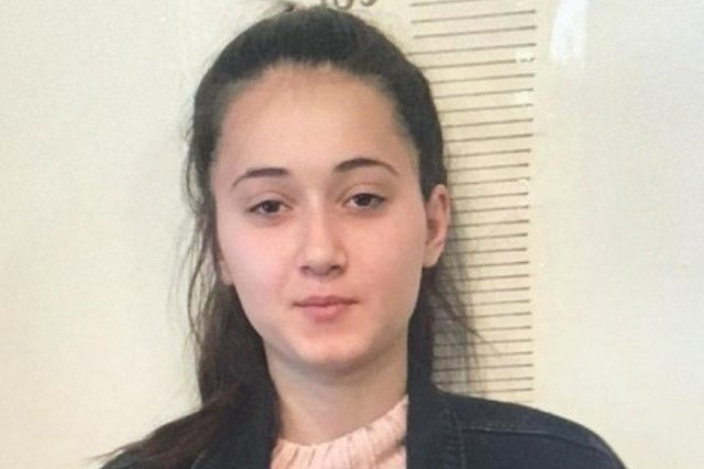 В Екатеринбурге уже почти две недели ищут 15-летнюю девушку