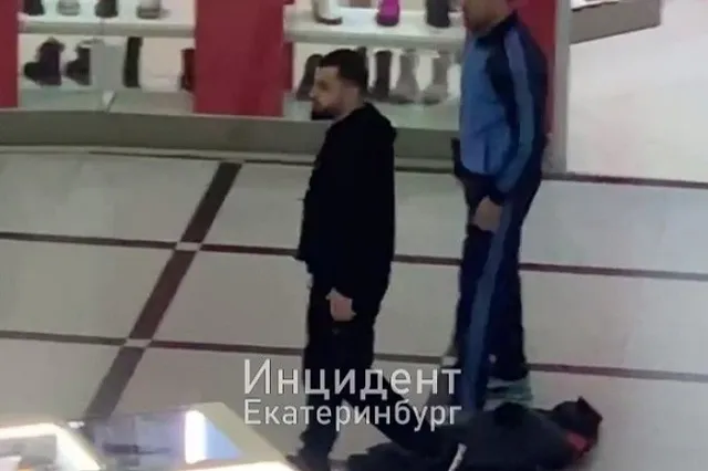 В «Гринвиче» двое мужчин устроили стрельбу из пистолетов