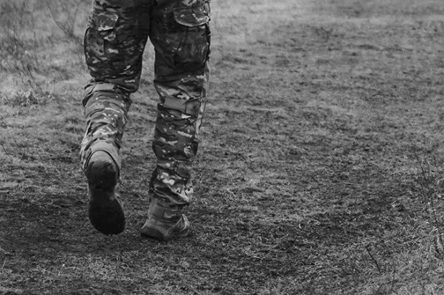 Забившим до смерти участника спецоперации в Екатеринбурге оказался 19-летний военный