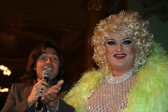 Минздрав опроверг запрет вуайеристам и трансвеститам на вождение машин