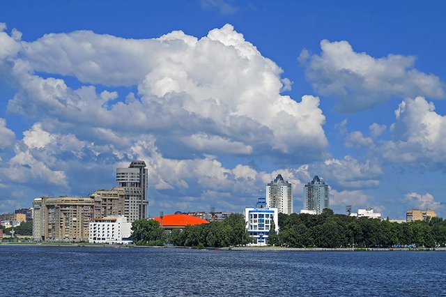 Чиновницу «никто не просил рожать» устроят на руководящий пост