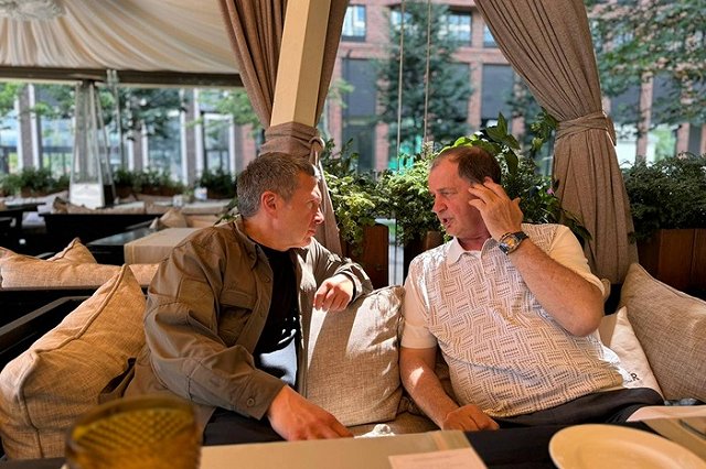 Екатеринбургский бизнесмен провел встречу с Владимиром Соловьевым