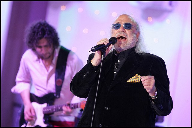 Умер певец Демис Руссос