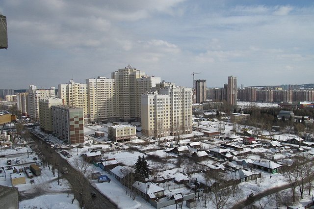 В Новом Уренгое осуждают автора видео, который снял падение юноши с крыши