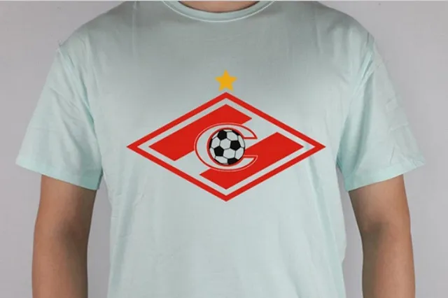 В России появилось белье и пуховики под брендом «Спартак»