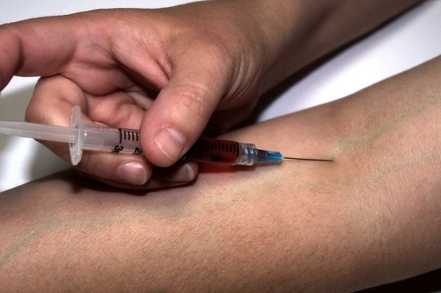 Каждый пятый россиянин считает прививки бесполезными — ВЦИОМ