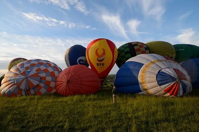 Турист, предположительно, россиянин, упал на скалы в Турции