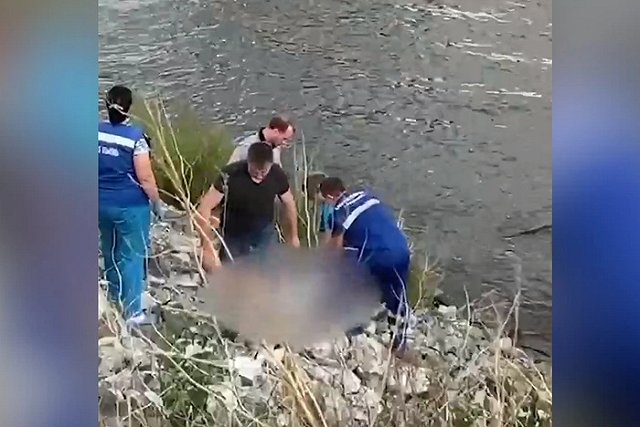 В центре Екатеринбурга в Исети утонул человек