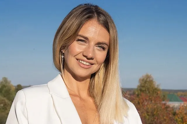 Свердловчанка официально поменяла свою фамилию на название банка