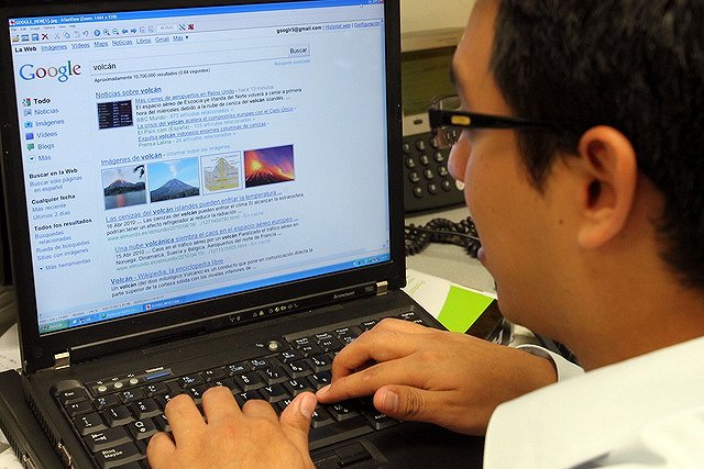 Европейцы требуют удалить из поисковиков негативные данные о себе