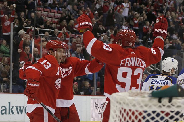 Хоккеист Павел Дацюк запустил авторскую линию футболок