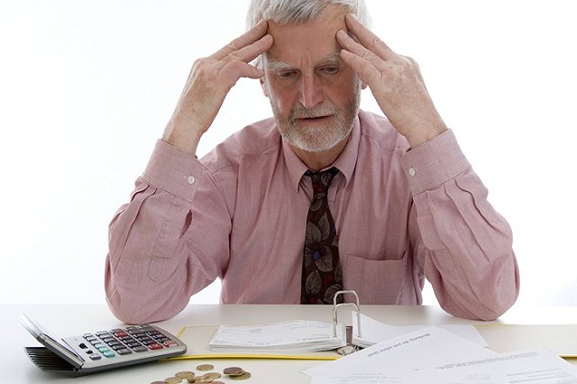 В феврале свердловским пенсионерам поднимут пенсии. Но не всем