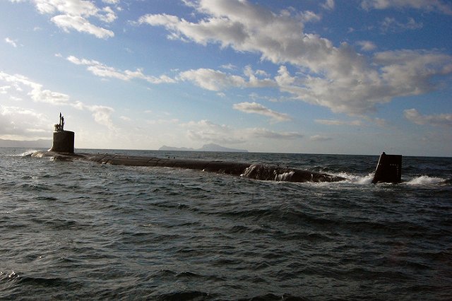 Подлодка «Краснодар» и фрегат «Адмирал Эссен» нанесли удар по ИГ в Пальмире