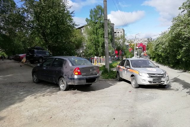 В Первоуральске ребенок пострадал в ДТП из-за отсутствия детского автокресла