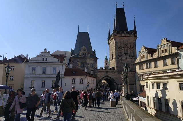 Чешская полиция узнала об уничтожении переданного президенту доклада о взрыве во Врбетице