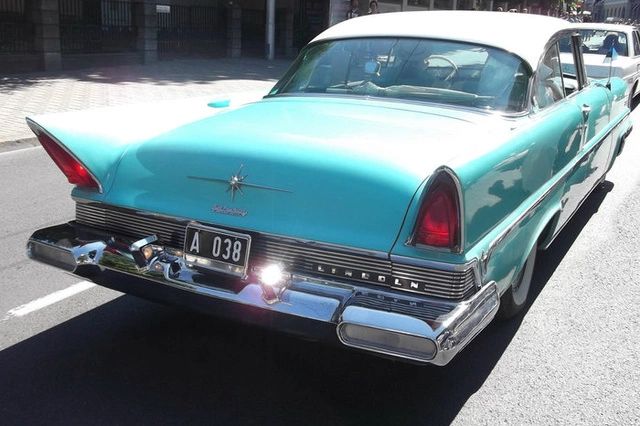 В рамках фестиваля GreenWay на Вайнера пройдет ретро-день