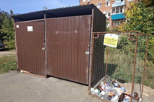 «Наберут по объявлению». Кражи контейнеров для сбора пластика начались в Екатеринбурге
