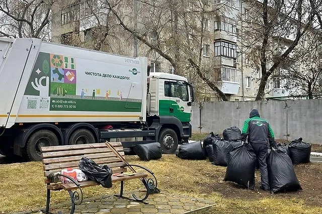 В «Спецавтобазе» рассказали, как будут вывозить мусор во время майских праздников в Екатеринбурге