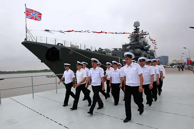 Крейсер «Варяг» вышел в Средиземное море