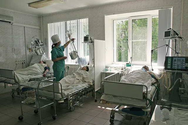 В главной свердловской больнице уволили четырех заведующих