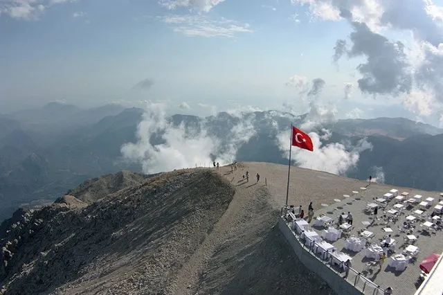 СМИ: Турецкий курорт признан опасным из-за разгулявшегося вируса