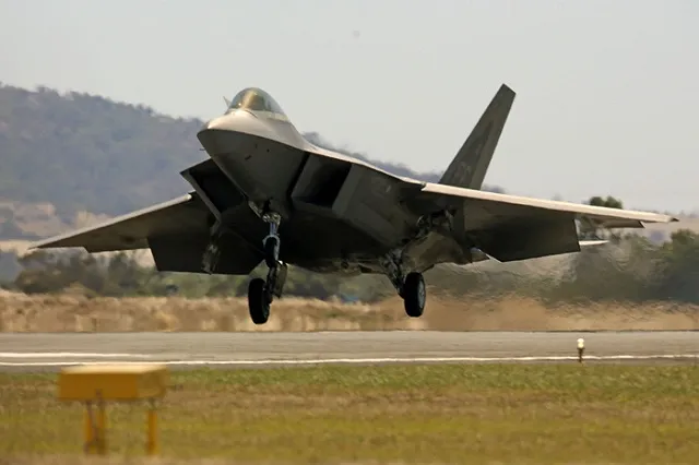 Российские военные похвалили пилотов ВВС США за почтительное сопровождение Ту-95