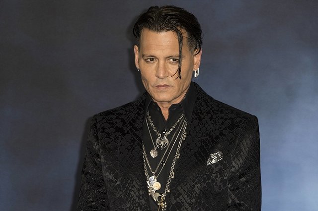 Джонни Депп собрался жениться на танцовщице гоу-гоу из России