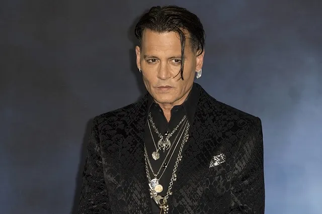 Джонни Депп собрался жениться на танцовщице гоу-гоу из России