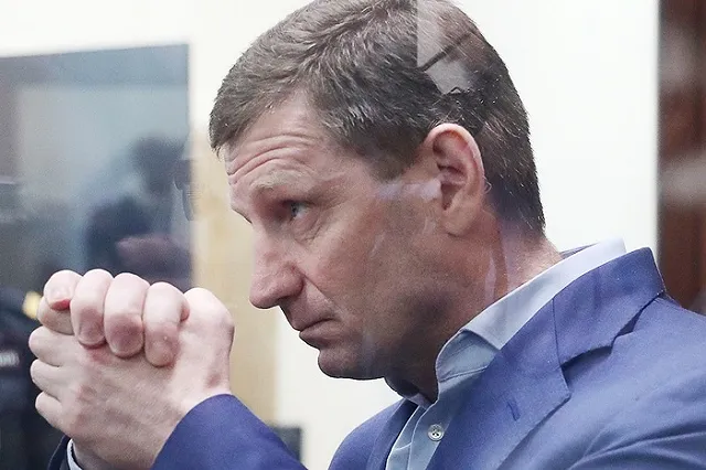 Фургала посадили в одну камеру с экс-министром Абызовым