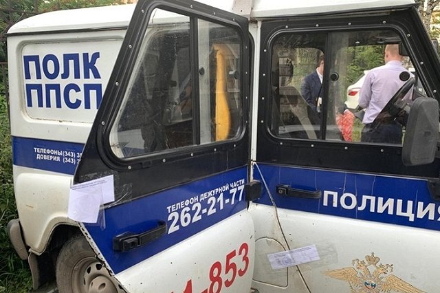 Екатеринбургским полицейским, обвинённым в изнасиловании девушки, отменили приговор