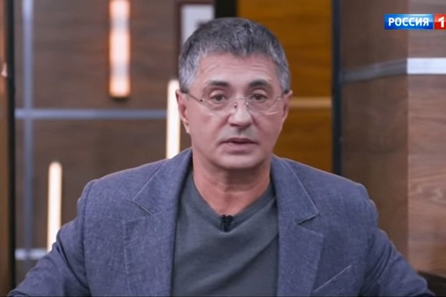 Мясников оправдал ударившего россиянку в живот силовика