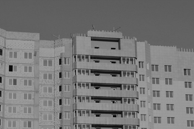 В Екатеринбурге выгоняют из квартиры семью офицера, награжденного орденом Мужества