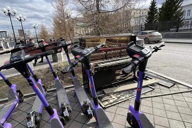 Уже более 200 жителей Екатеринбурга обратились в больницы после катания на электросамокатах