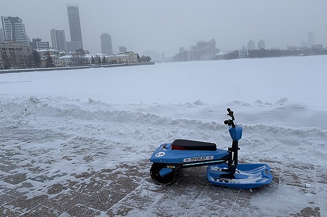 В Екатеринбурге появился зимний аналог электросамокатов
