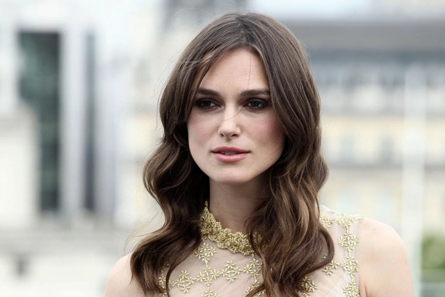 Актриса Кира Найтли снялась топлесс в протест использования Photoshop