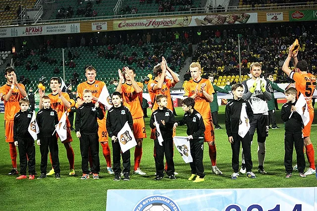 Болельщиков «Урала» будут бесплатно отвозить на домашние матчи в Тюмень