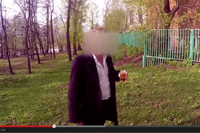 «Дедушка, дай мне сто тысяч, я пойду заставлю людей пить мочу!»