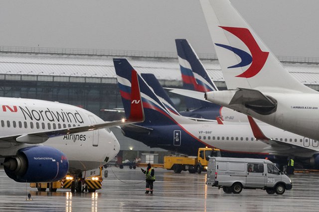 Россия приостановила авиасообщение со всеми странами