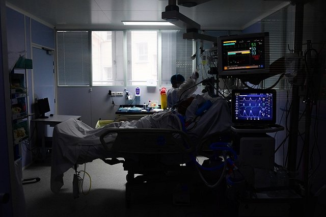 Умер первый пациент, повторно заразившийся коронавирусом