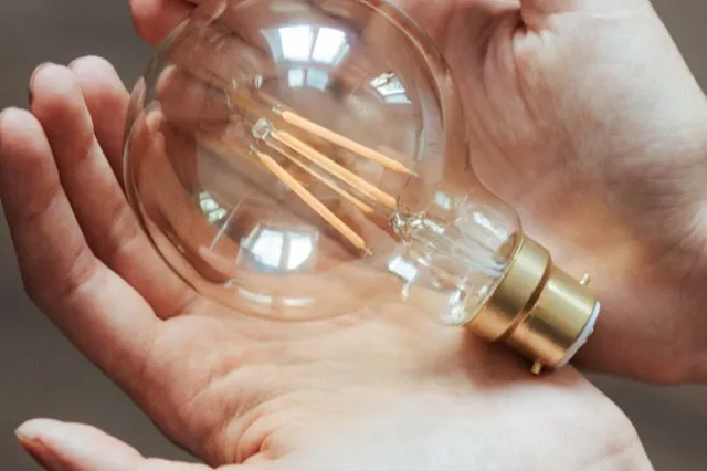 Сечин предупредил о росте цен на энергию из-за введения углеродных налогов