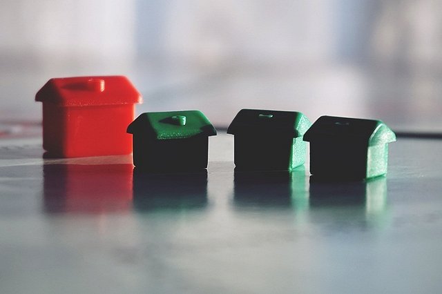 Эксперт объяснила, почему свердловчане продолжают брать ипотеку даже под огромный процент