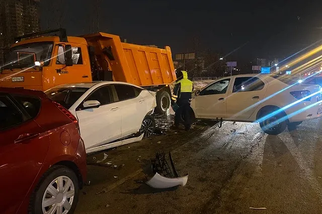 Пьяный «бесправник» устроил на Ботанике аварию с пострадавшим ребенком