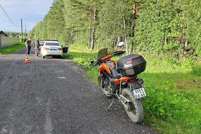 Мотоцикл сбил 7-летнего ребенка в Свердловской области (ФОТО)