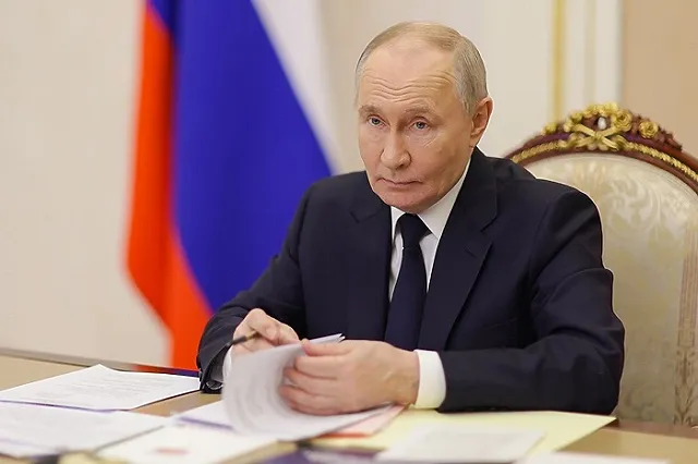 Путин поручил проработать вопрос ухода России с газового рынка Европы