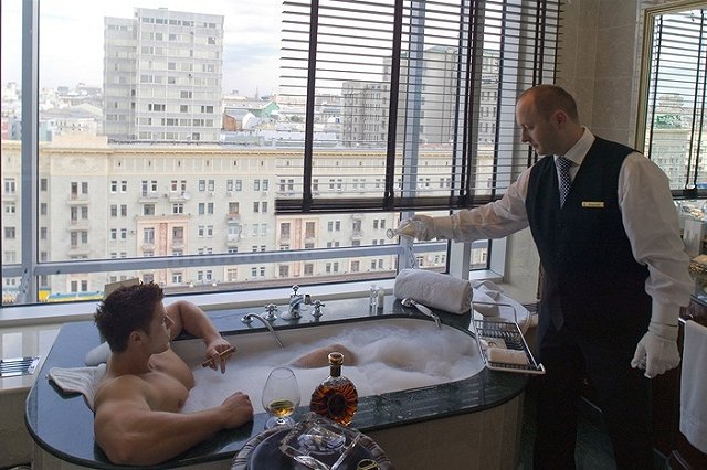 ТЭК «Чкаловский»: Мы горячую воду дали, все вопросы — к ЕТК и УК