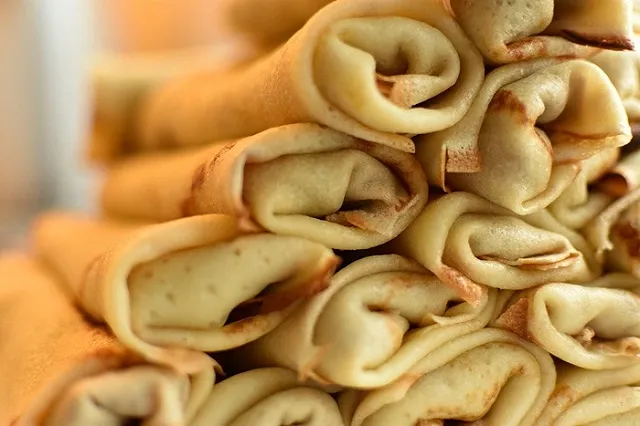 Диетологи назвали способы приготовить полезные для здоровья блины