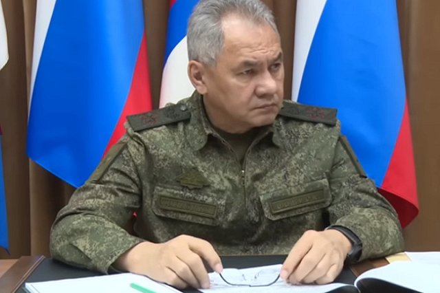 Шойгу сообщил, что боевое обучение уже прошли 300 тыс. резервистов