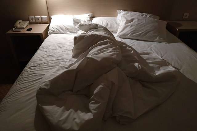 «Фаза сна». Полиция год проверяет мебельщика, обманувшего екатеринбуржцев на сотни тысяч рублей